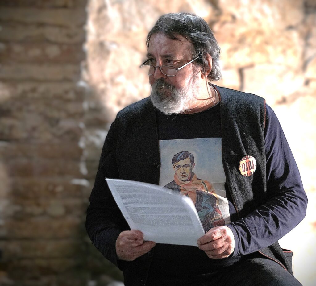 Manuel Puertas Fuertes - Traductor de Tristan Tzara
LA TRADUCCION SICOCIENTIFICCA